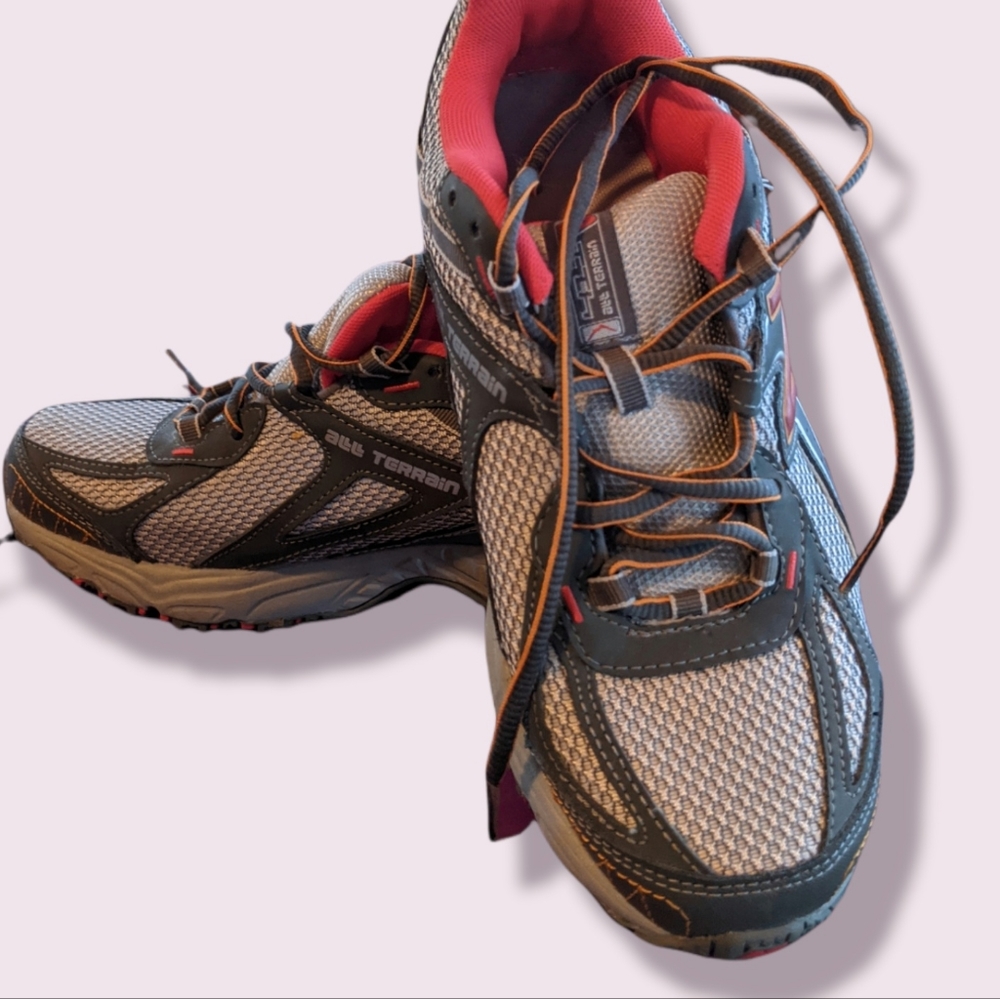 New Balance All Terrain 411 V2 8.5D